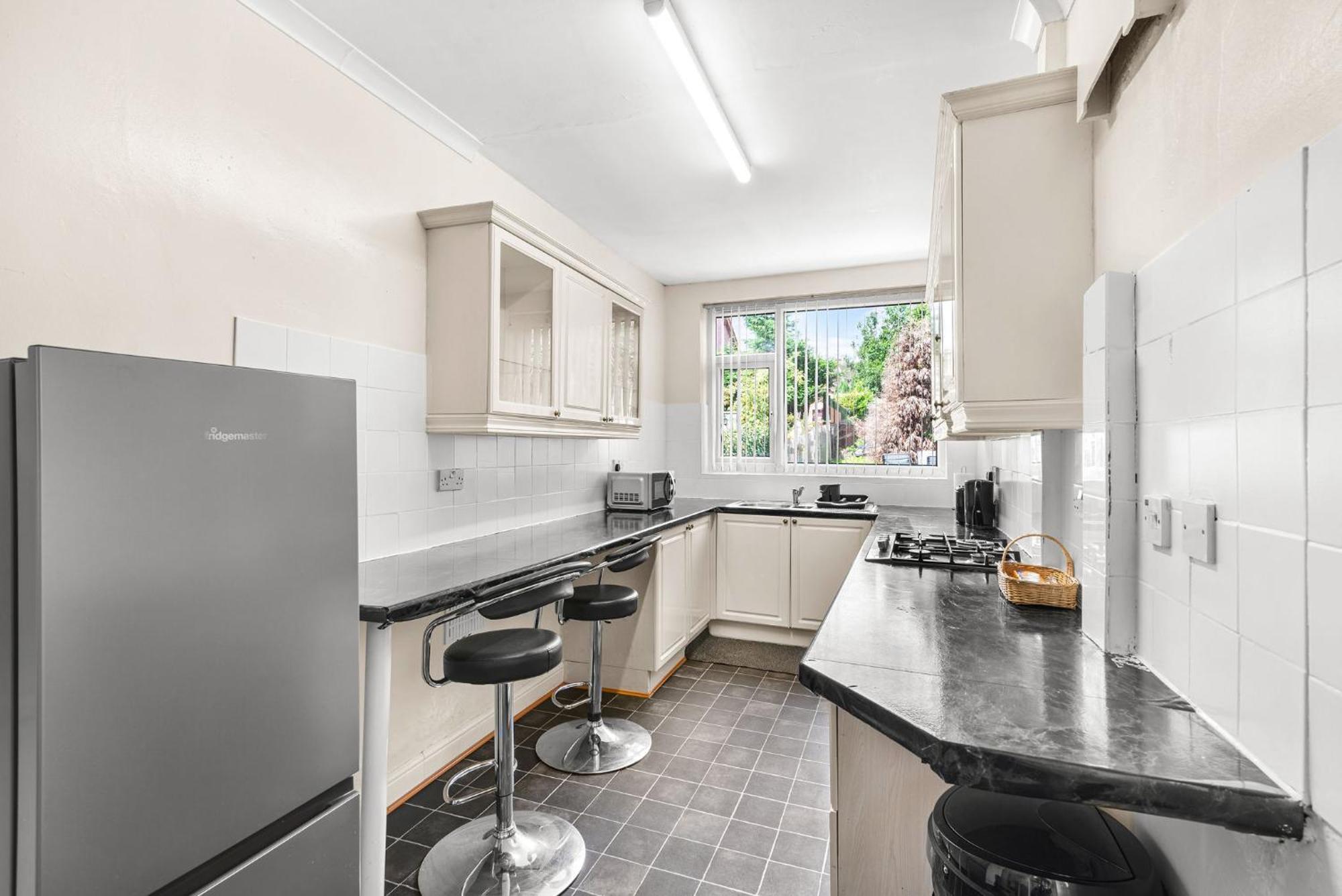 Hilltop Place Suites Near Meadowhall Sheffield Dış mekan fotoğraf