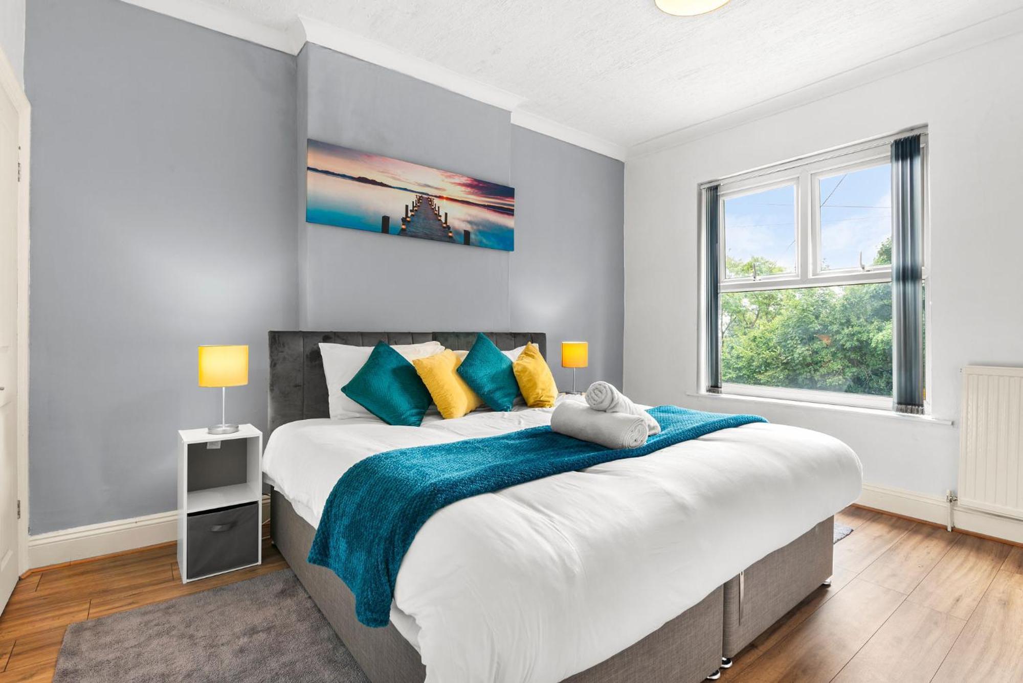 Hilltop Place Suites Near Meadowhall Sheffield Dış mekan fotoğraf